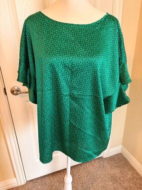 Banana Republic Emerald Green Printed Flutter Sleeve Blouse